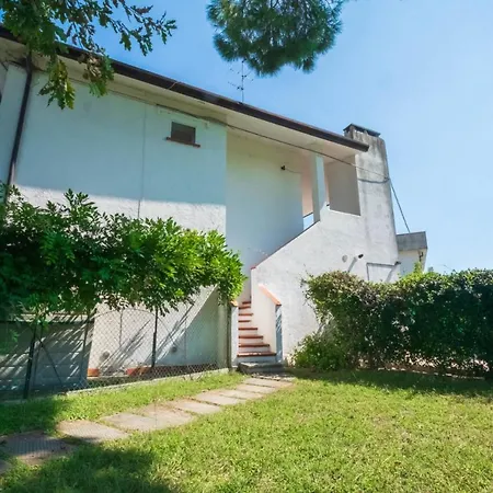 - Barca B 1 Apartment